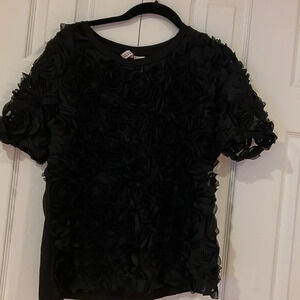 H&M  black floral textured patterned short-sleeve top blouse Sz M